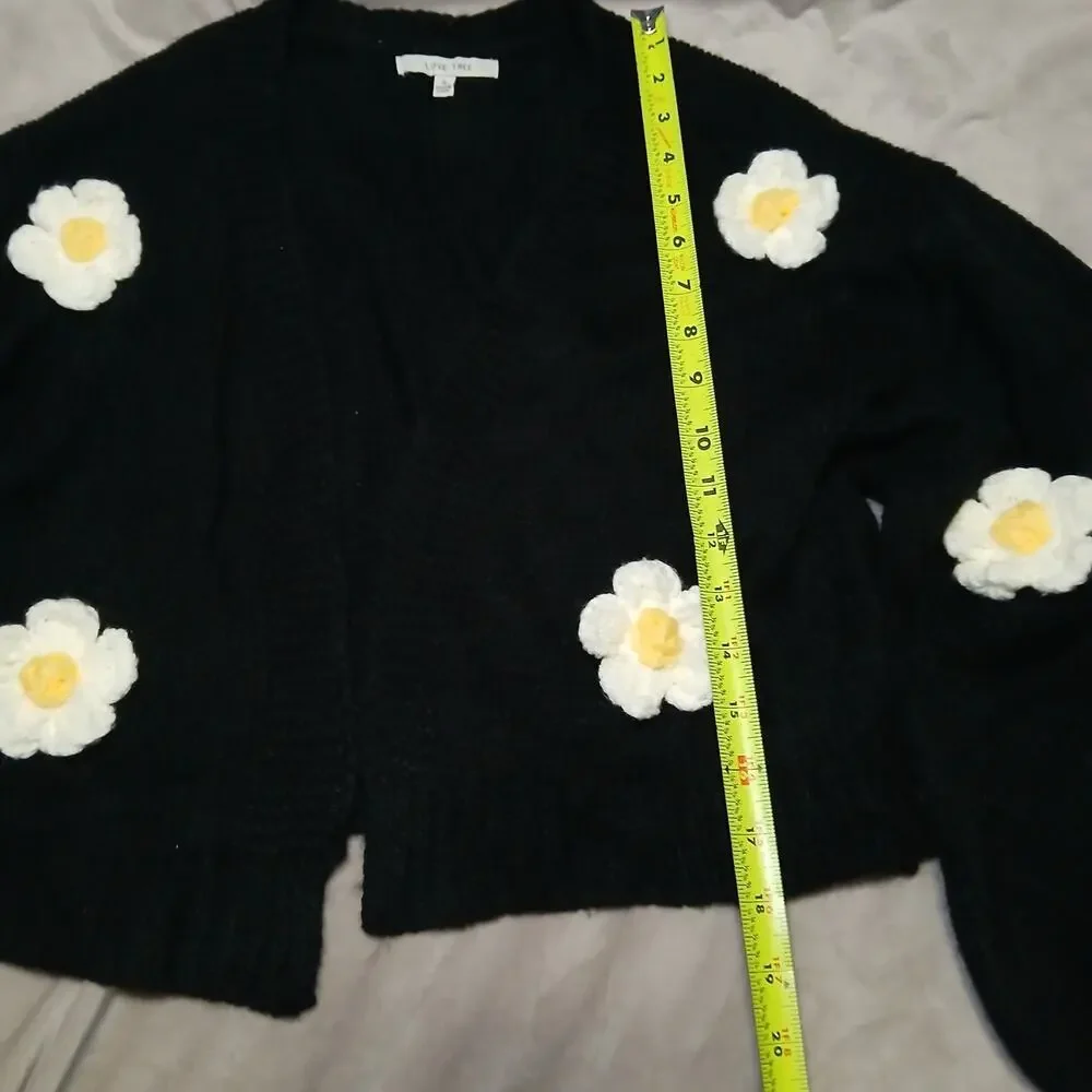 Love Tree Women’s Small Black‎ Daisy Knit Cardigan Sweater Balloon Sleeve Kawaii